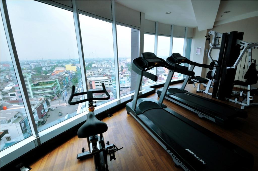 Hermes Palace Hotel Medan Buitenkant foto
